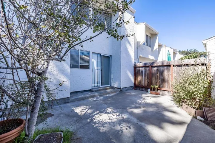 3137 Seacrest Avenue, Marina, California 93933