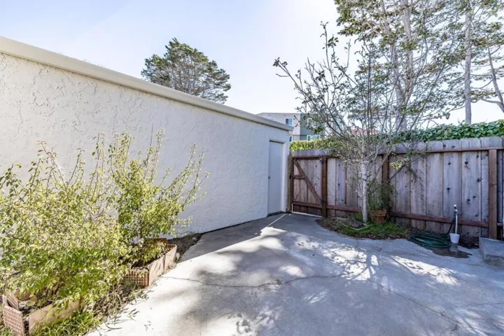 3137 Seacrest Avenue, Marina, California 93933