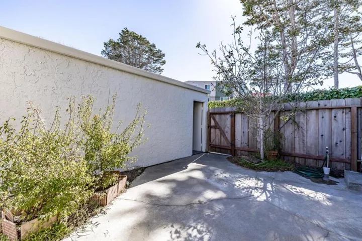 3137 Seacrest Avenue, Marina, California 93933
