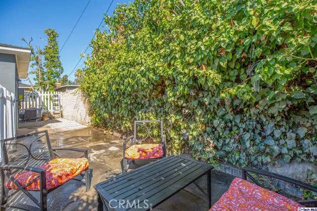 2757 Paloma Street, Pasadena, California 91107
