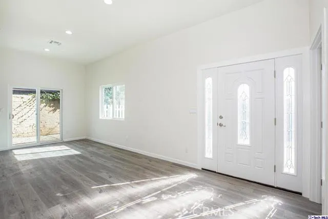 2757 Paloma Street, Pasadena, California 91107
