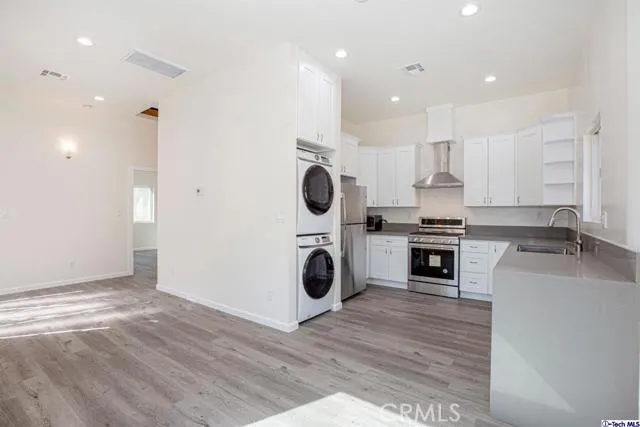 2757 Paloma Street, Pasadena, California 91107