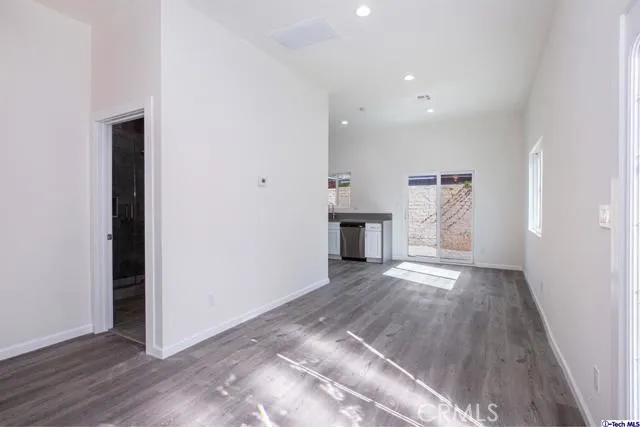 2757 Paloma Street, Pasadena, California 91107