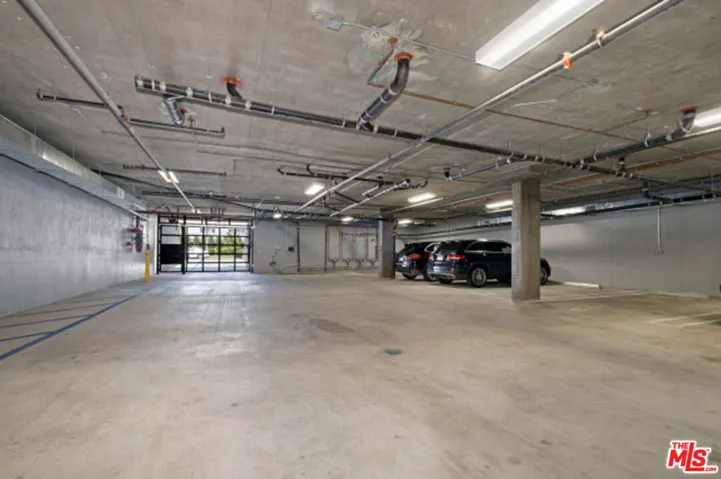 822 S Plymouth Boulevard 2, Los Angeles, California 90005
