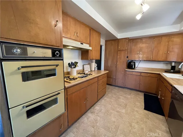 12045 Bayless Street, Moreno Valley, California 92557