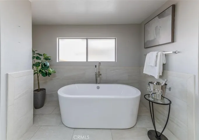 New soaking tub
