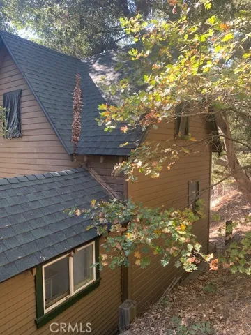 23644 Hillside Drive, Crestline, California 92325