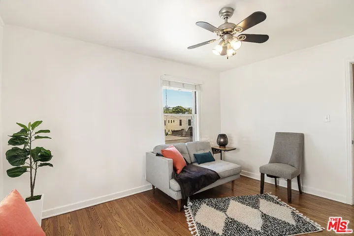 1138 S Citrus Avenue 8, Los Angeles, California 90019