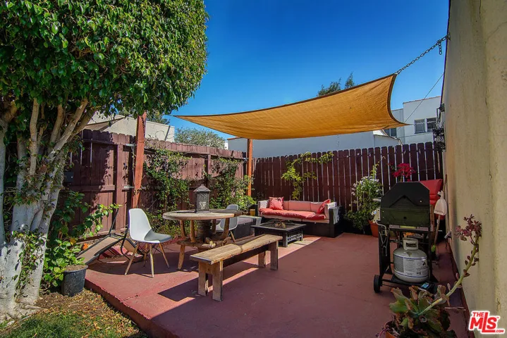 1138 S Citrus Avenue 8, Los Angeles, California 90019