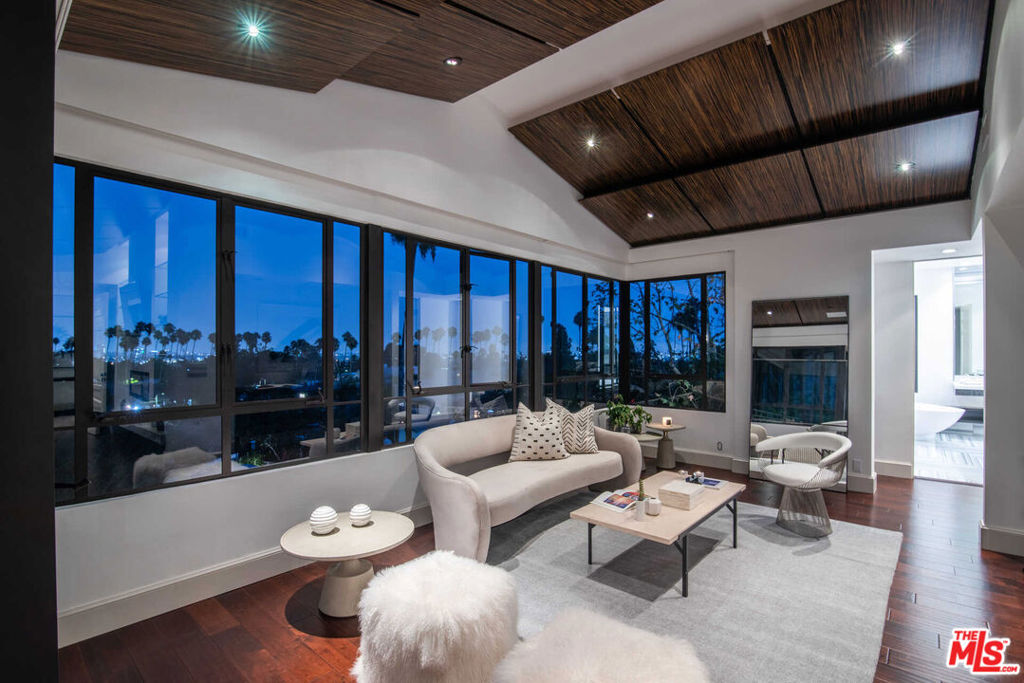 7801 Hillside Avenue, Los Angeles, California 90046 home-pic-13