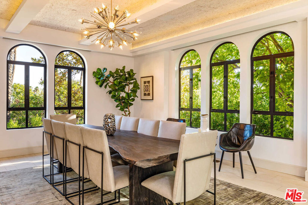7801 Hillside Avenue, Los Angeles, California 90046 home-pic-8