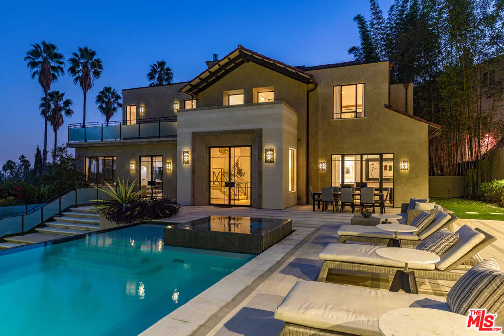 7801 Hillside Avenue, Los Angeles, California 90046, 6 Bedrooms Bedrooms, ,10 BathroomsBathrooms,Residential,For Sale,Hillside,21796166