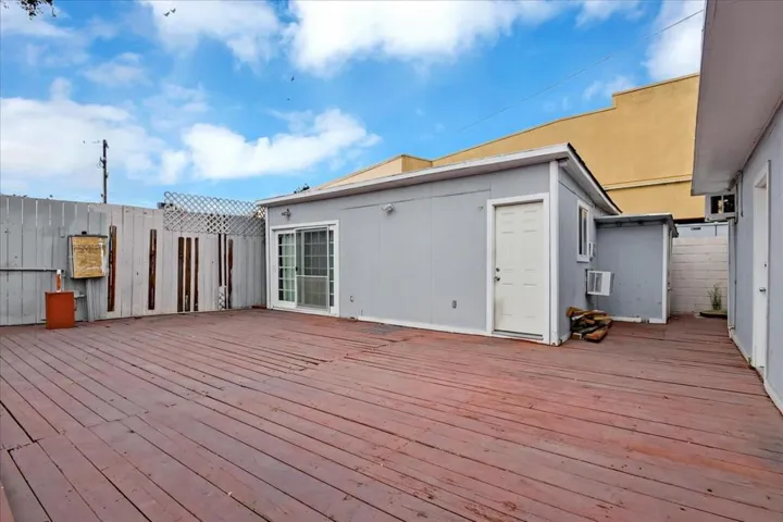 31 Northumberland Avenue, Redwood City, California 94063