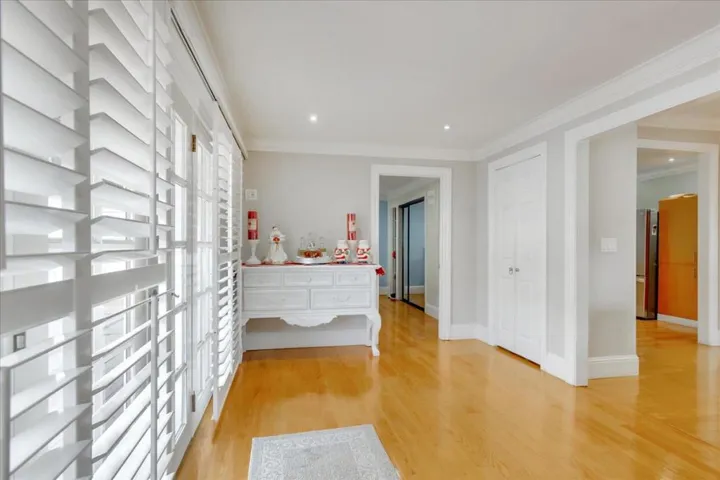 31 Northumberland Avenue, Redwood City, California 94063