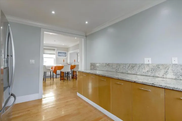 31 Northumberland Avenue, Redwood City, California 94063