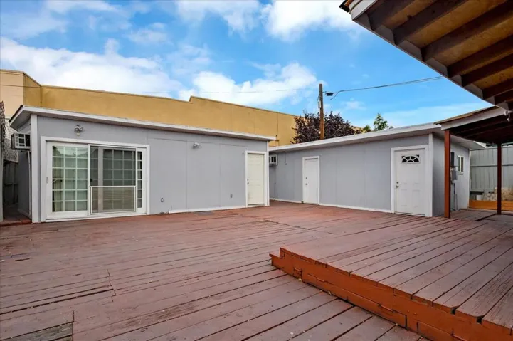 31 Northumberland Avenue, Redwood City, California 94063