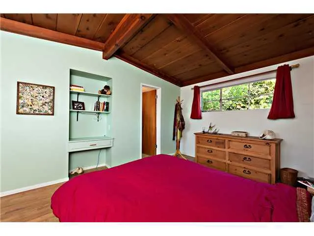 1212 Santa Fe Drive, Encinitas, California 92024