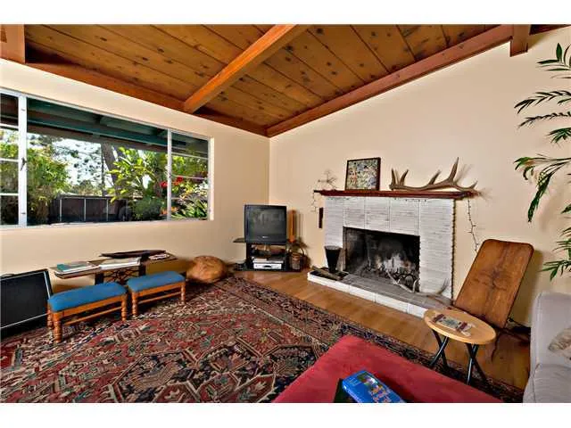 1212 Santa Fe Drive, Encinitas, California 92024