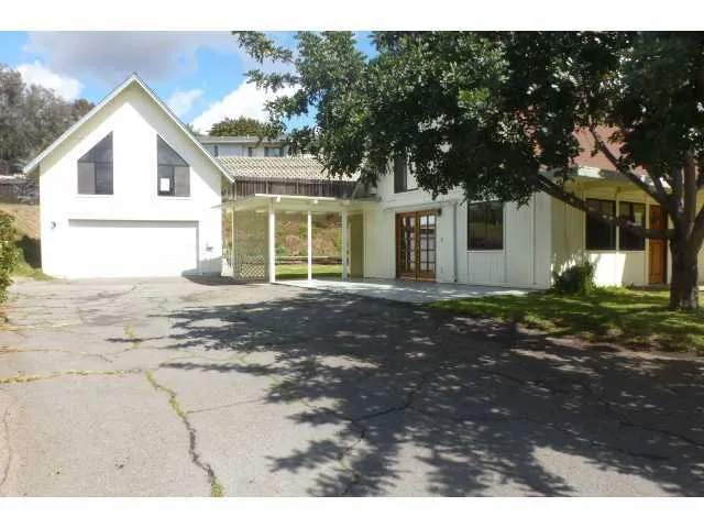 1748 San Pasqual Valley Road, Escondido, California 92027