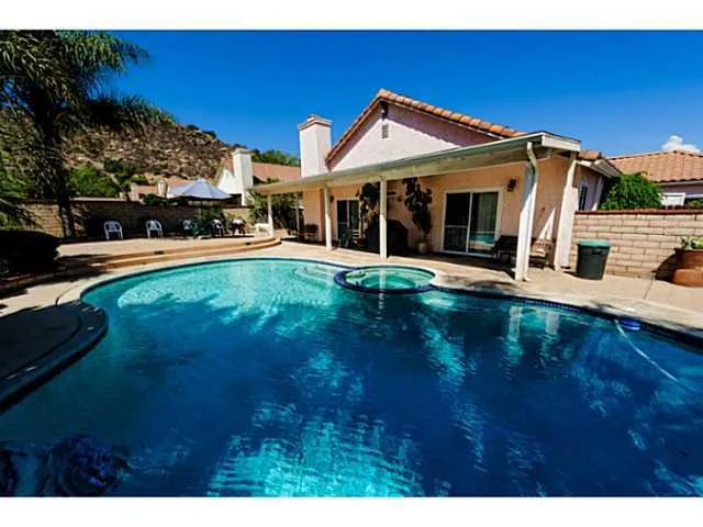 587 El Norte Hills Place, Escondido, California 92027