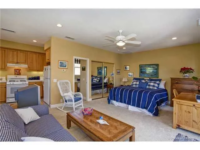 6245 Paseo Alta Rico, Carlsbad, California 92009