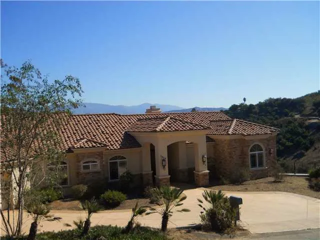 1620 Wilt Road, Fallbrook, California 92028