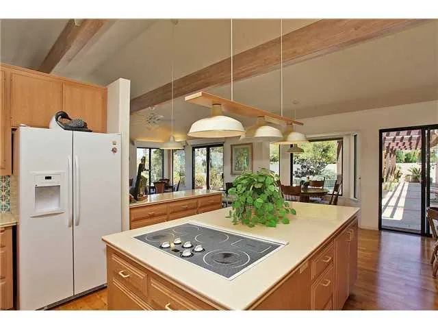 1121 Jugador Court, San Marcos, California 92078