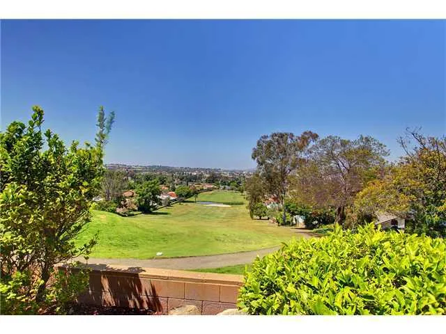 1121 Jugador Court, San Marcos, California 92078