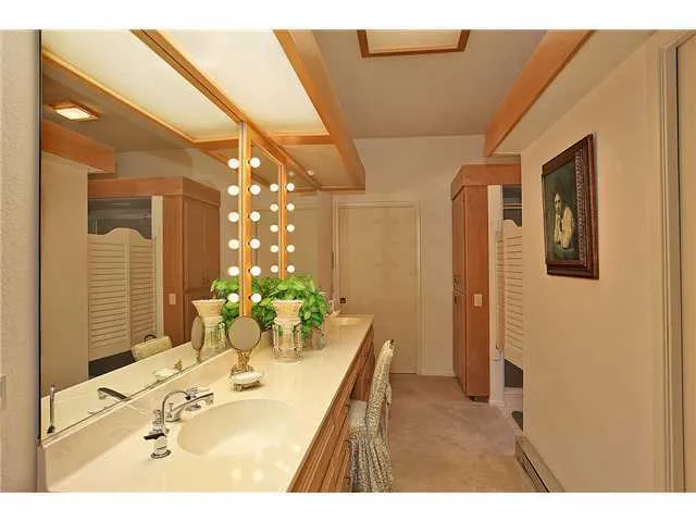 1121 Jugador Court, San Marcos, California 92078