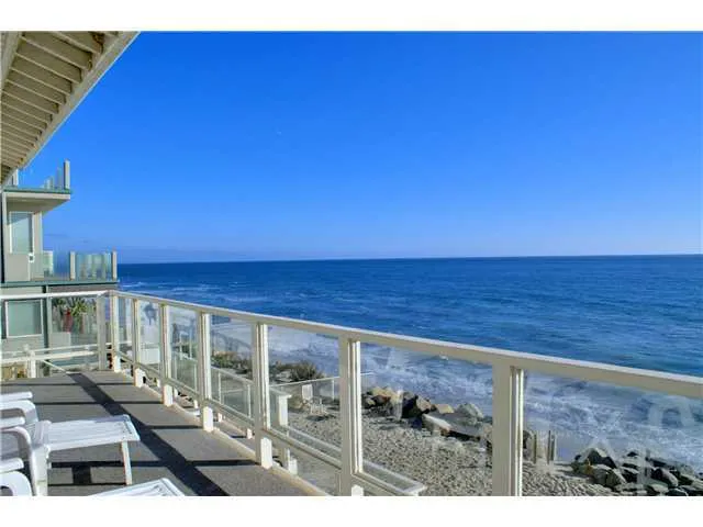1809 S Pacific Street, Oceanside, California 92054