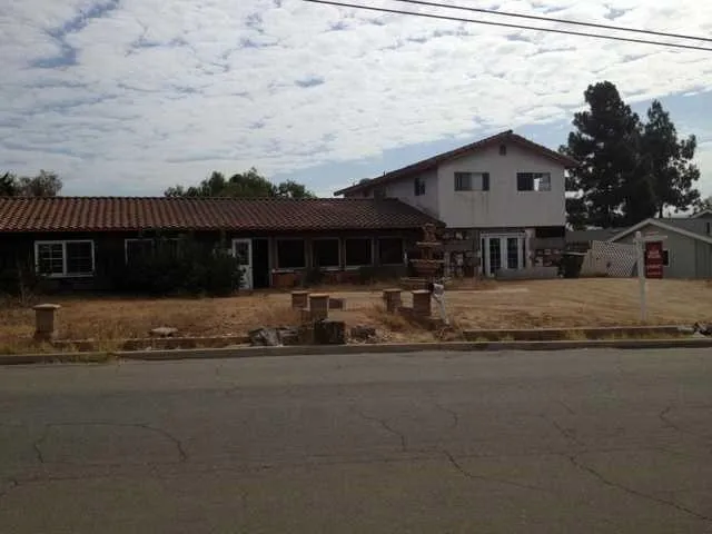 5545 Pray Street, Bonita, California 91902