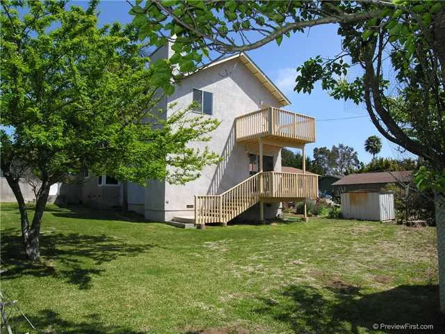 1166 Stratford Drive, Encinitas, California 92024