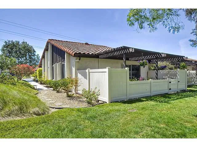1816 Pleasantdale Drive, Encinitas, California 92024