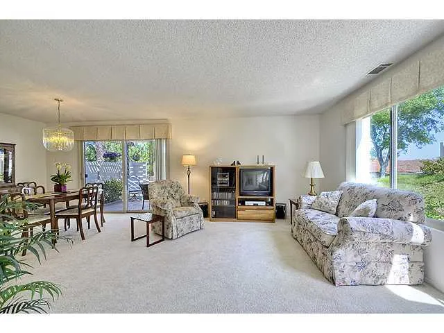 1816 Pleasantdale Drive, Encinitas, California 92024
