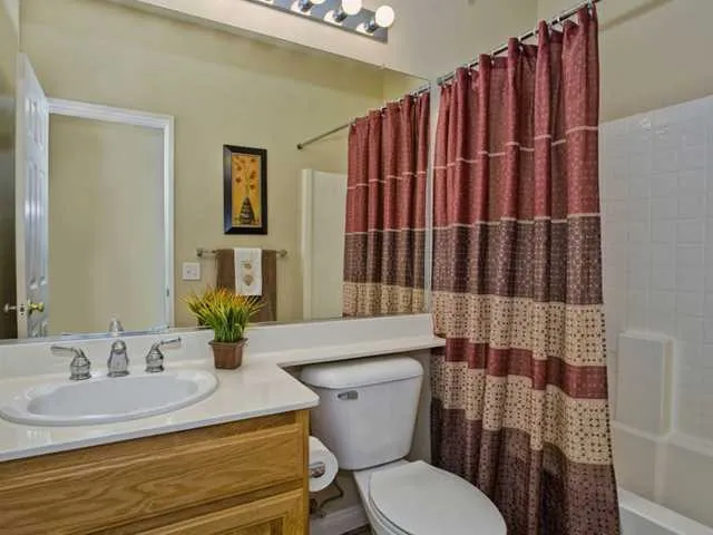 1129 Pacifica Place, Encinitas, California 92024