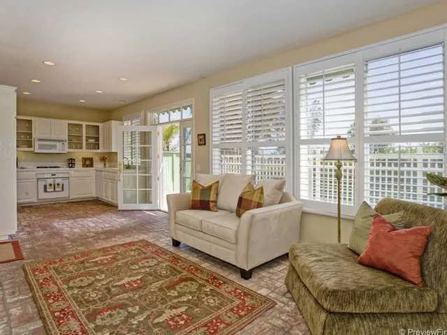 1129 Pacifica Place, Encinitas, California 92024