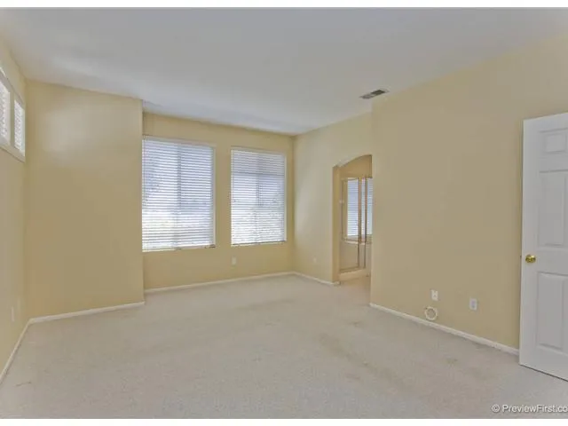 1129 Pacifica Place, Encinitas, California 92024