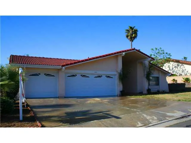 1303 Via Christina, Vista, California 92084