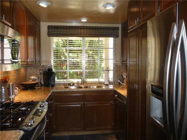 1741 Edgefield Lane, Encinitas, California 92024