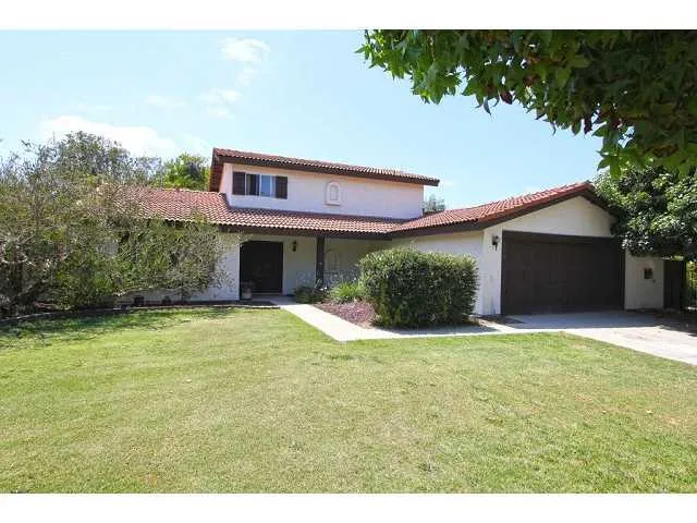 1718 Coyote Court, Vista, California 92084