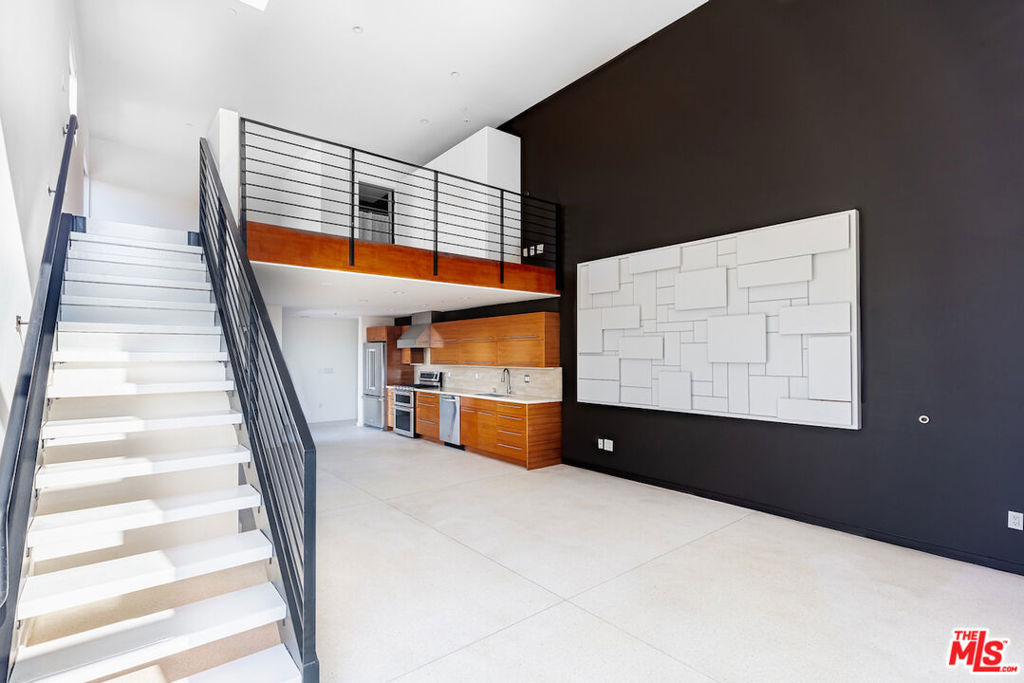 1113 Electric Avenue Unit 1, Venice, California 90291 home-pic-10