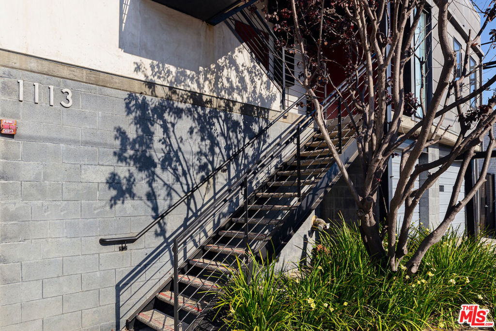 1113 Electric Avenue Unit 1, Venice, California 90291 home-pic-31