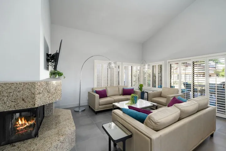20-web-or-mls-KGRosarita_1021_020