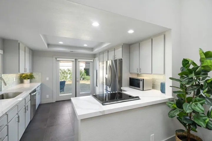 23-web-or-mls-KGRosarita_1021_023