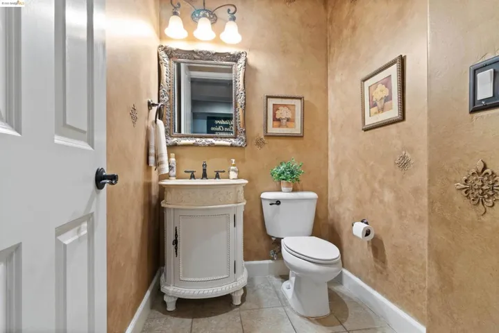 2732 St Andrews Dr, Brentwood, California 94513