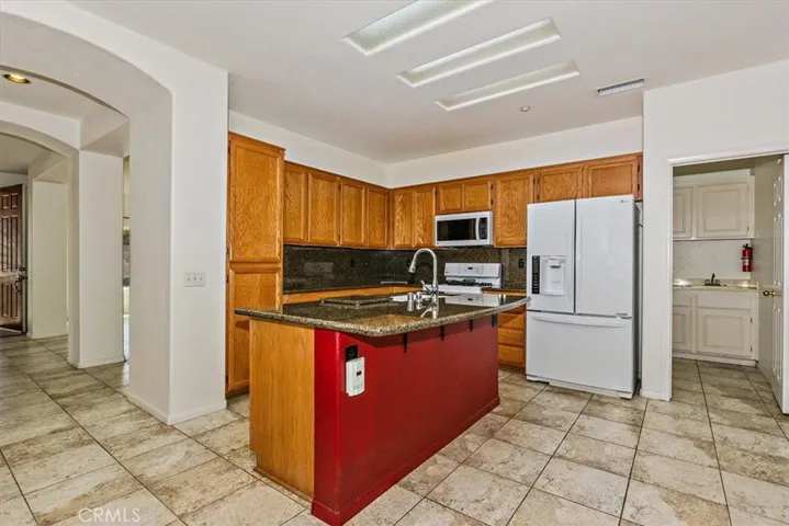11612 Via Montana, Fontana, California 92337
