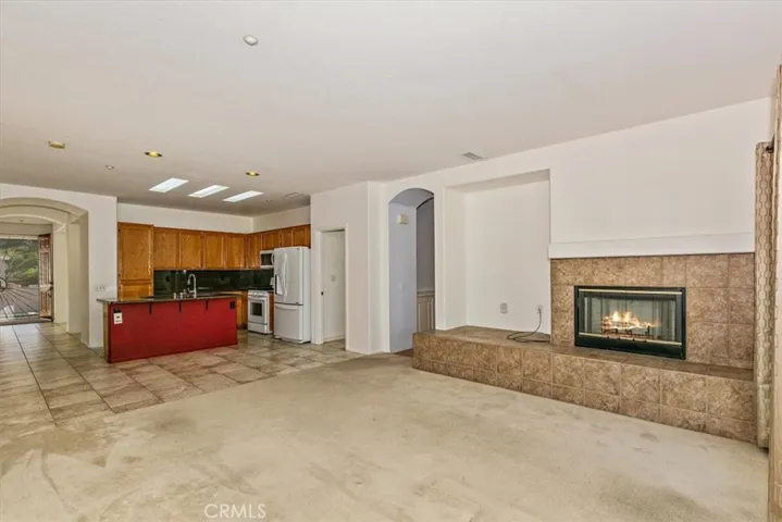11612 Via Montana, Fontana, California 92337