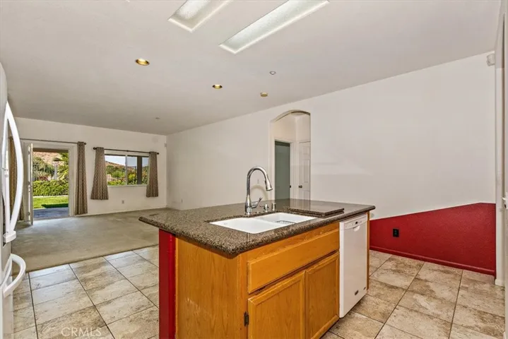 11612 Via Montana, Fontana, California 92337