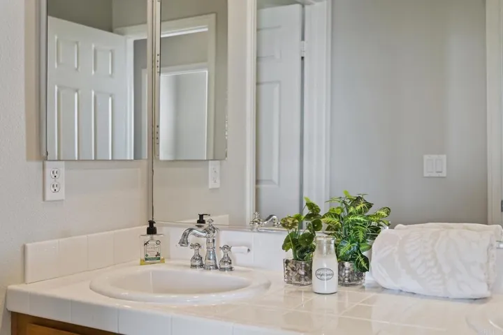 4009 Limber Pine Road, Fallbrook, California 92028