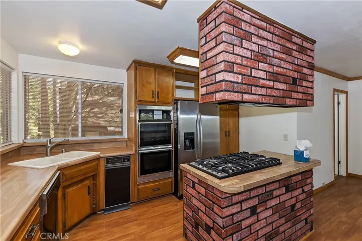 21881 Plunge Road, Cedarpines Park, California 92322